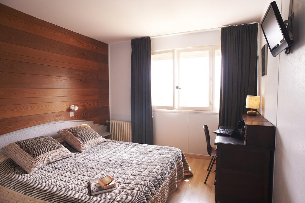 Hotel La Longue Vue Gennes-Val-de-Loire Zimmer foto